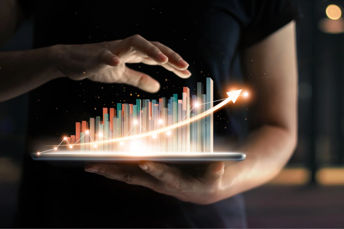 Forecasting Restaurant Cash Flow